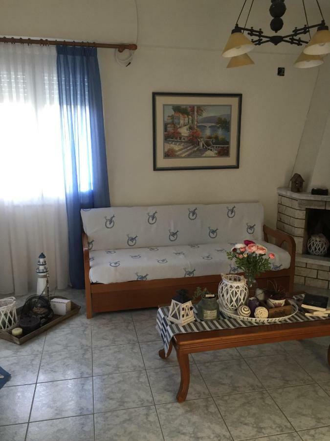Katerina'S Appartement นิเกียนา ภายนอก รูปภาพ